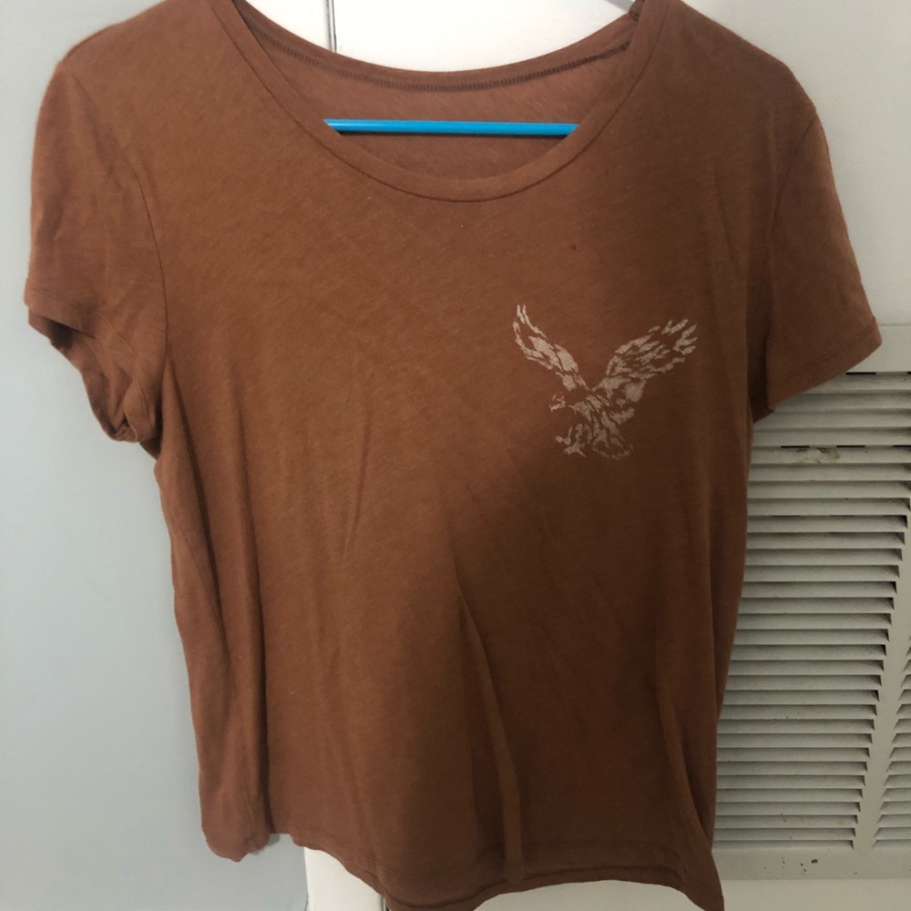 American Eagle t shirt